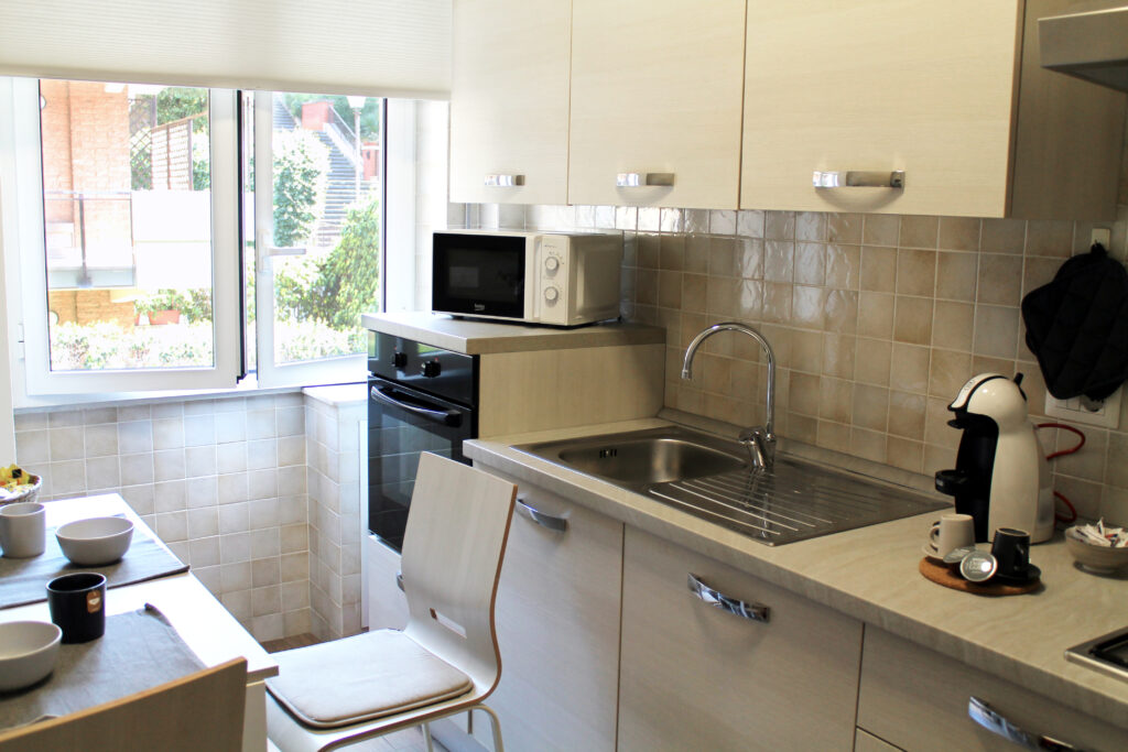 IMG_43_6678 copia Alloggio turistico con cucina attrezzata vicino San Pietro a Roma